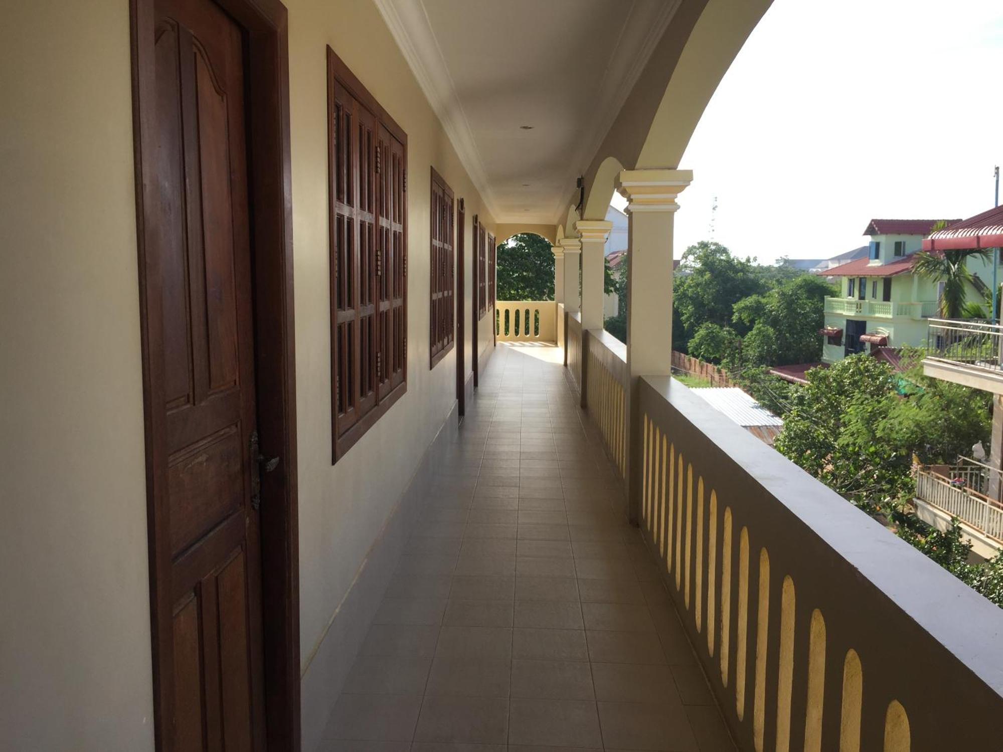 Iki Iki Guesthouse Сием Реап Екстериор снимка