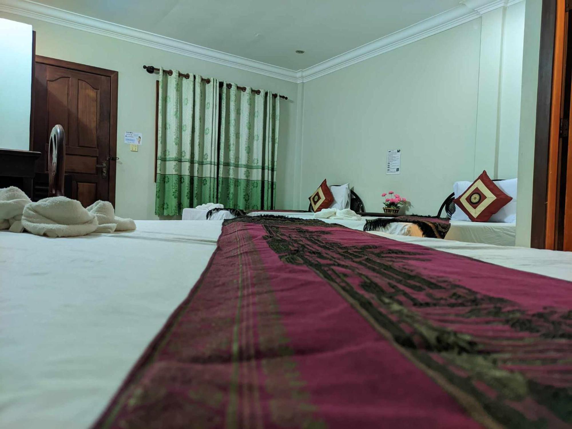 Iki Iki Guesthouse Сием Реап Екстериор снимка